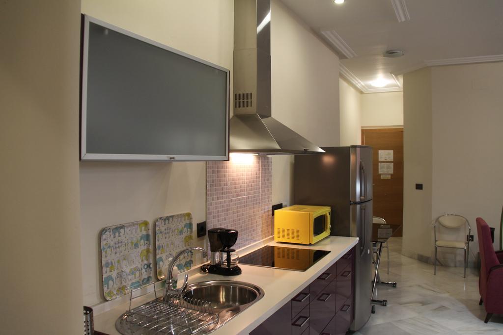 Living-Sevilla Apartments San Lorenzo Room photo