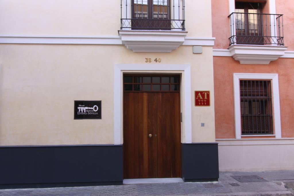 Living-Sevilla Apartments San Lorenzo Room photo